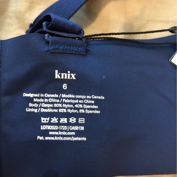 Brand new Knix wireless v-neck thin strap padded bra - sz 6 midnight - Picture 13 of 14